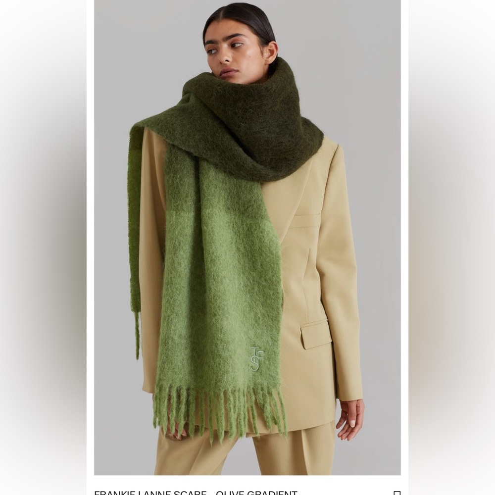 The Frankie shop Lanne scarf